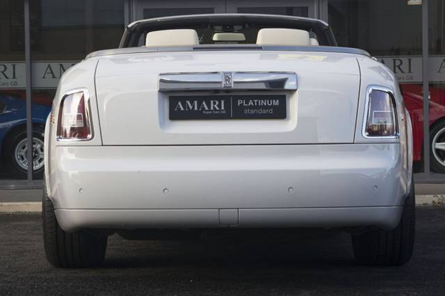 ROLLS-ROYCE PHANTOM DROPHEAD COUPE 2dr Auto