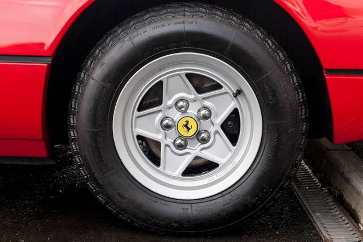FERRARI 308 GTS