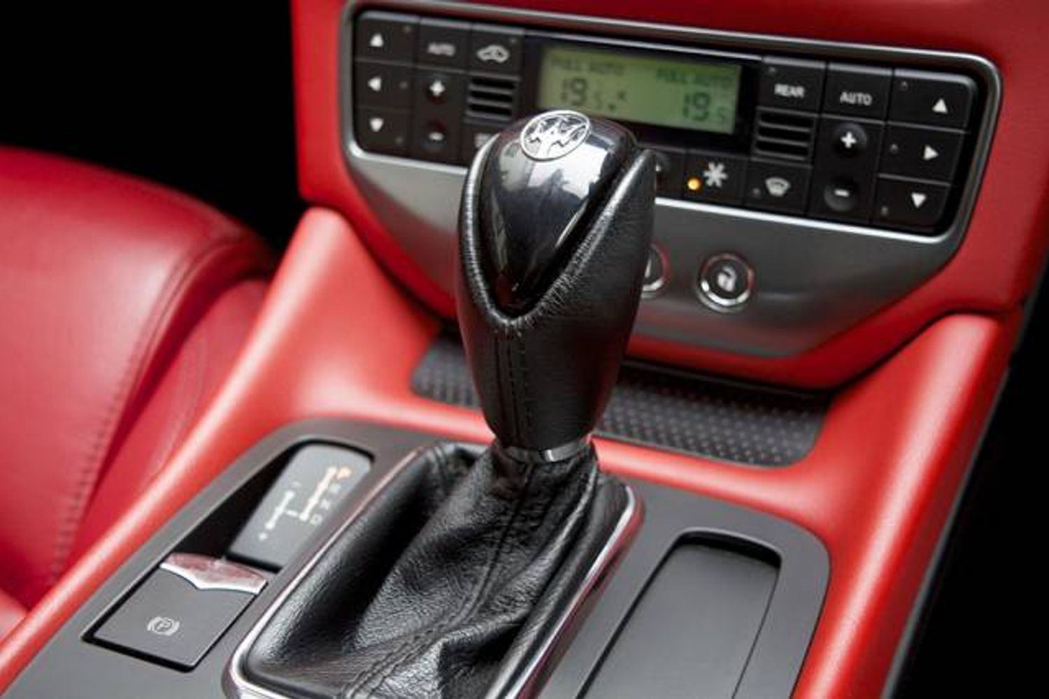 MASERATI GRANTURISMO COUPE V8 Auto