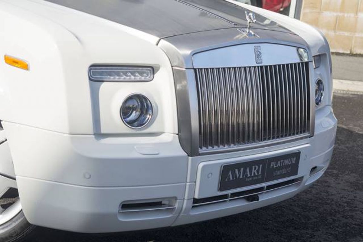 ROLLS-ROYCE PHANTOM DROPHEAD COUPE 2dr Auto