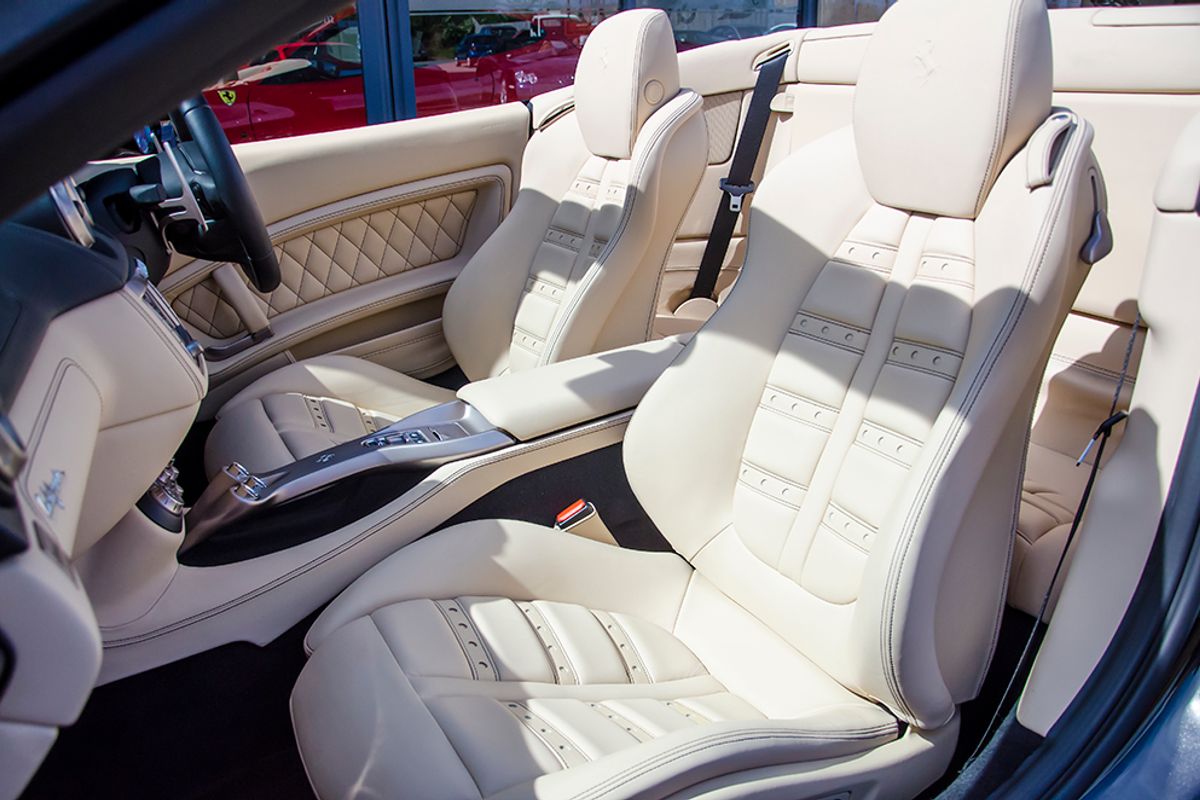 FERRARI California 30 Convertible