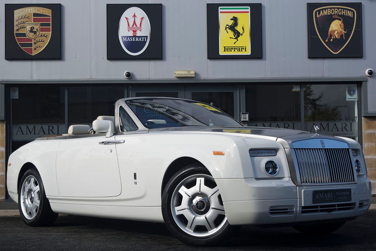 ROLLS-ROYCE PHANTOM DROPHEAD COUPE 2dr Auto