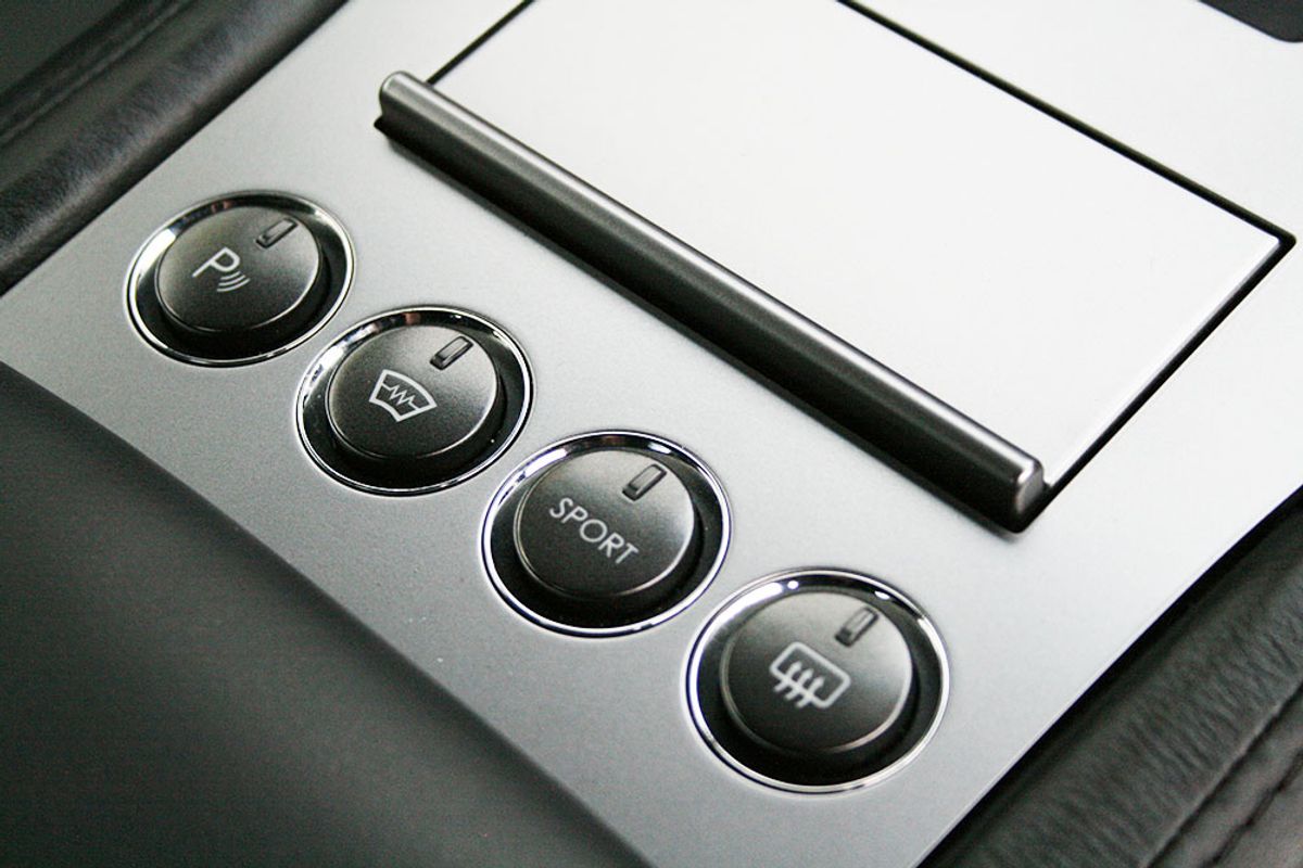 ASTON MARTIN DB9 COUPE V12 Touchtronic Auto