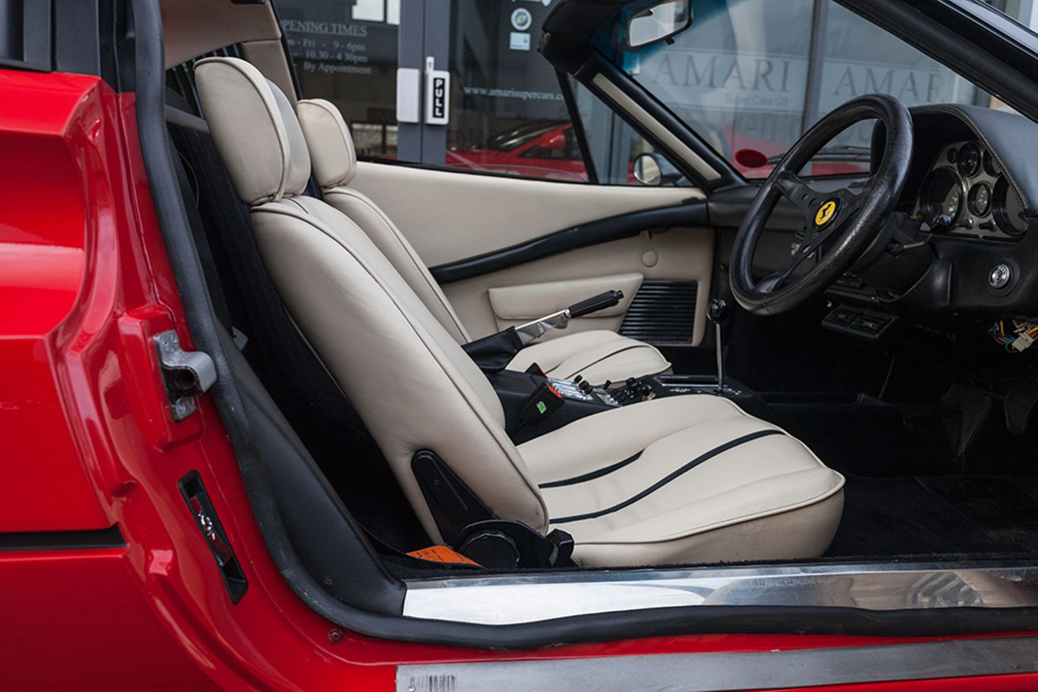 FERRARI 308 GTS