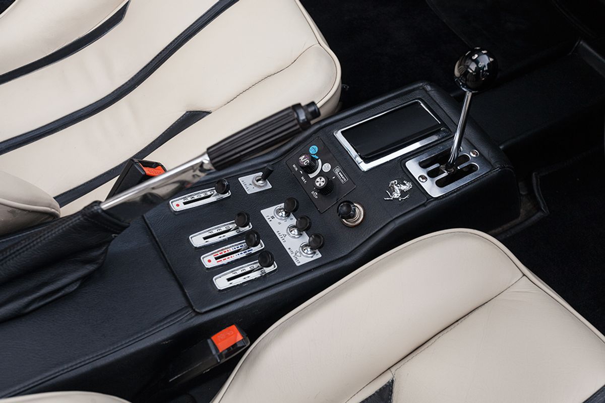 FERRARI 308 GTS