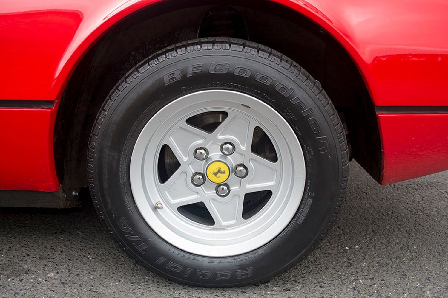 FERRARI 308 GTS