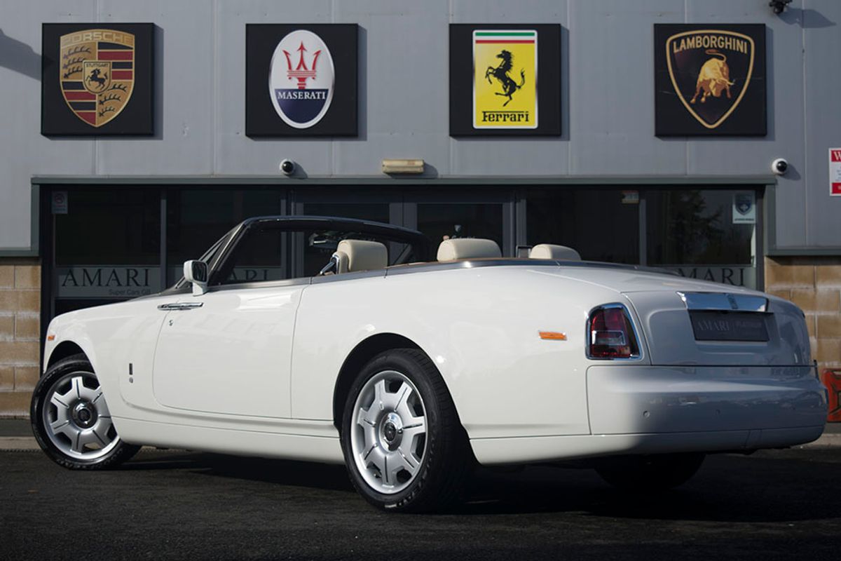 ROLLS-ROYCE PHANTOM DROPHEAD COUPE 2dr Auto