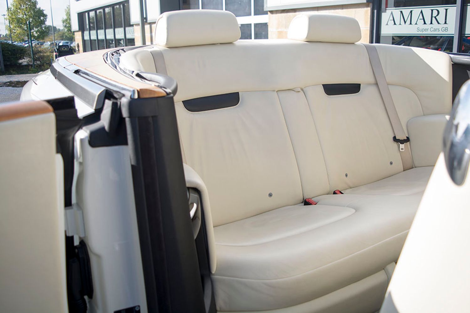 ROLLS-ROYCE PHANTOM DROPHEAD COUPE 2dr Auto