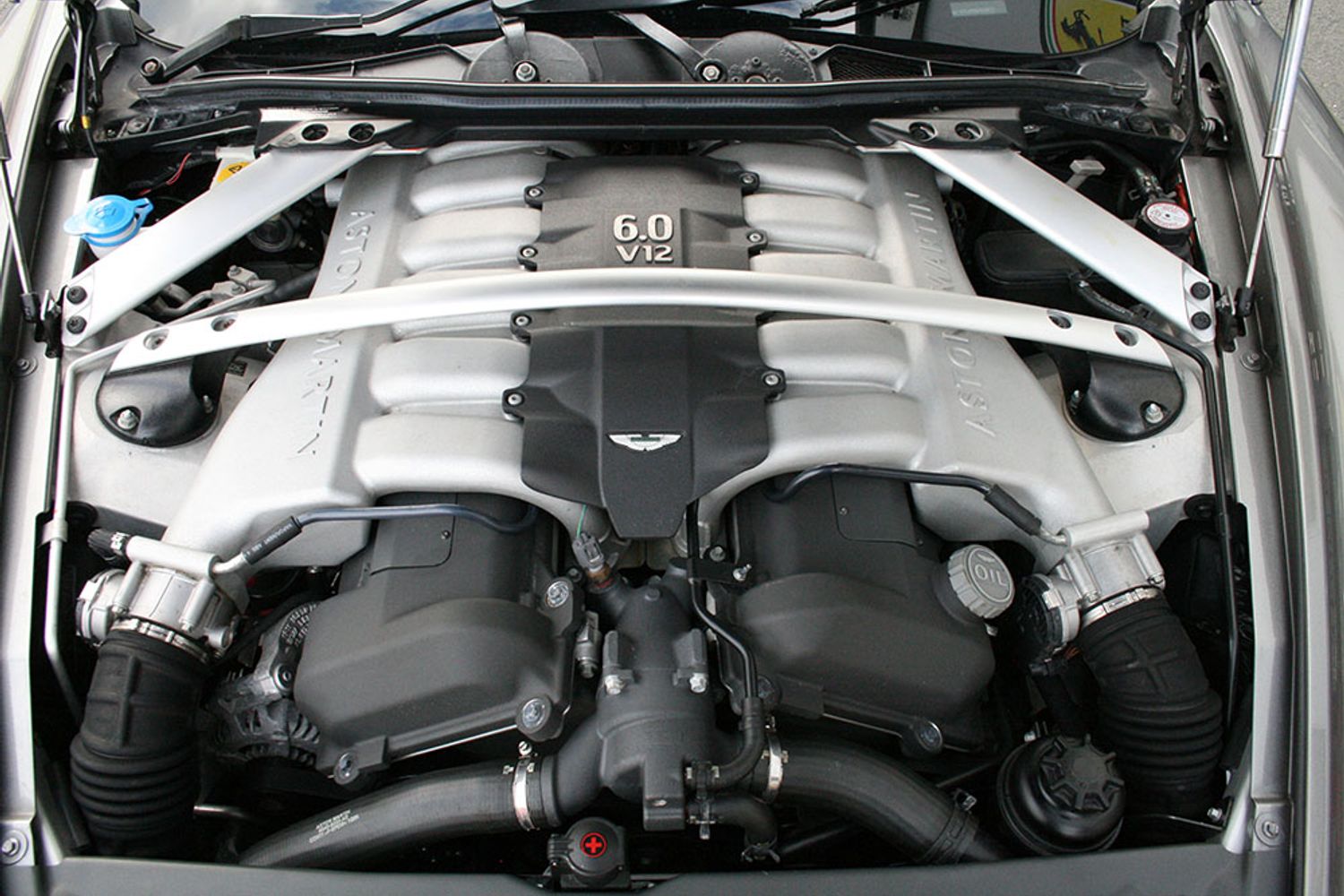ASTON MARTIN DB9 COUPE V12 Touchtronic Auto