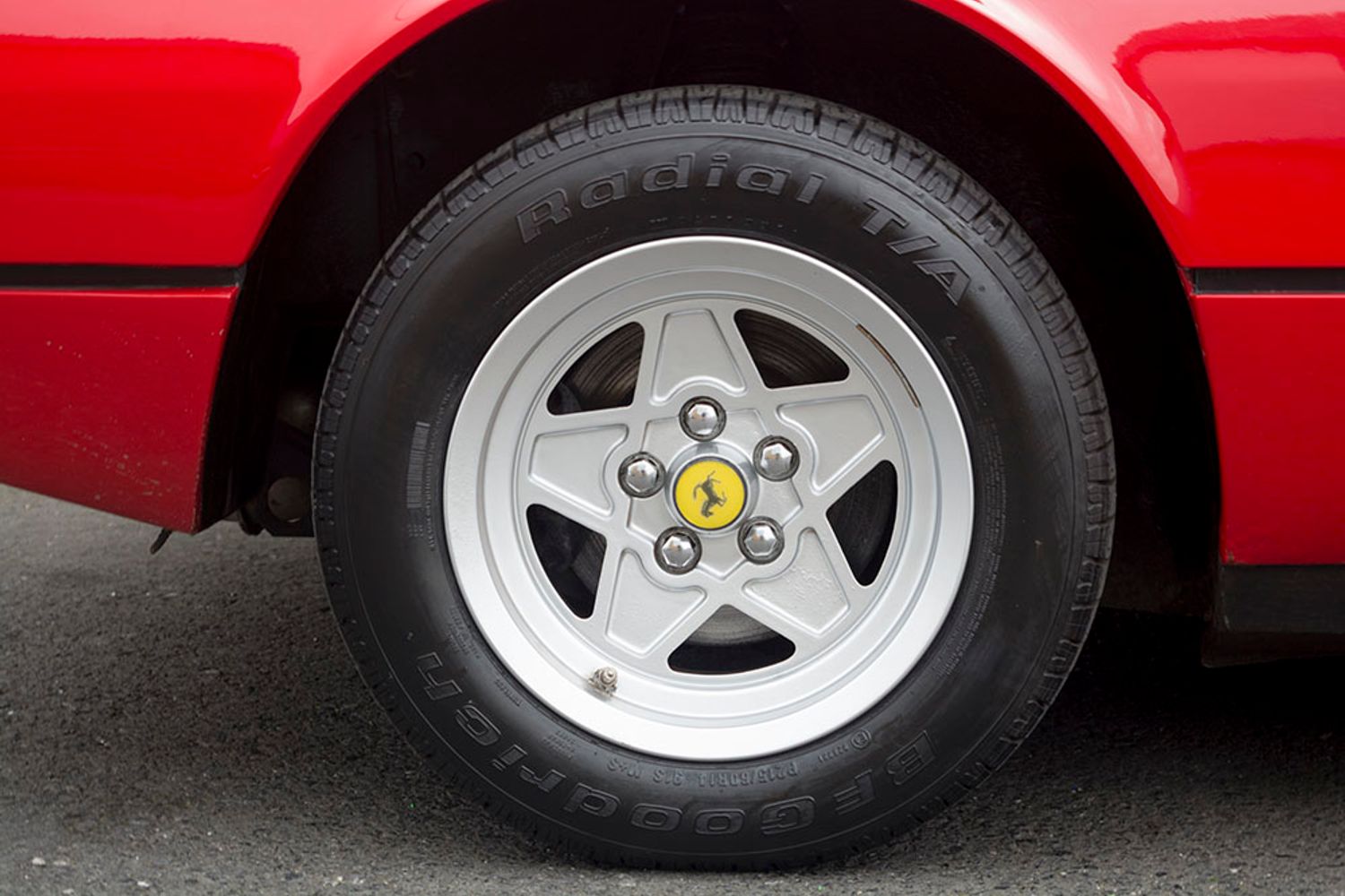 FERRARI 308 GTS