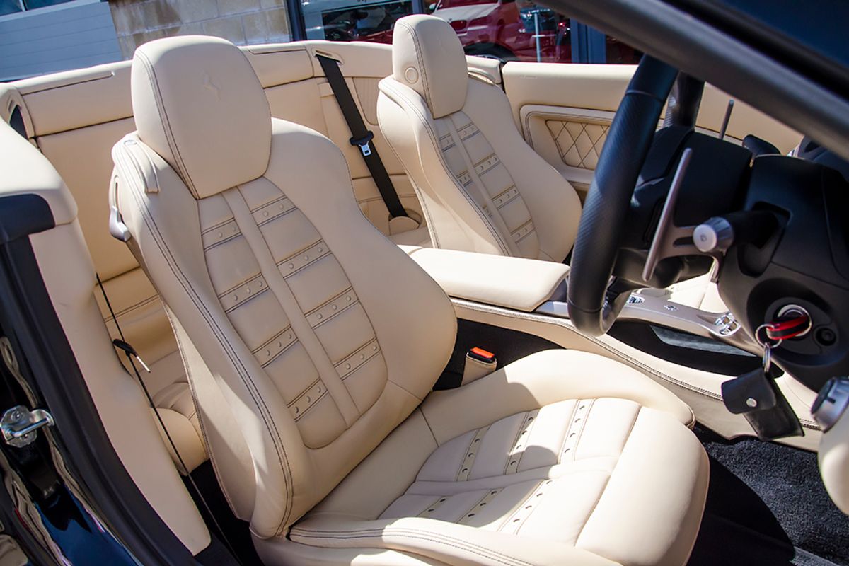FERRARI California 30 Convertible