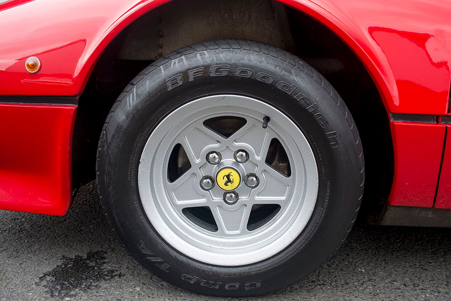 FERRARI 308 GTS