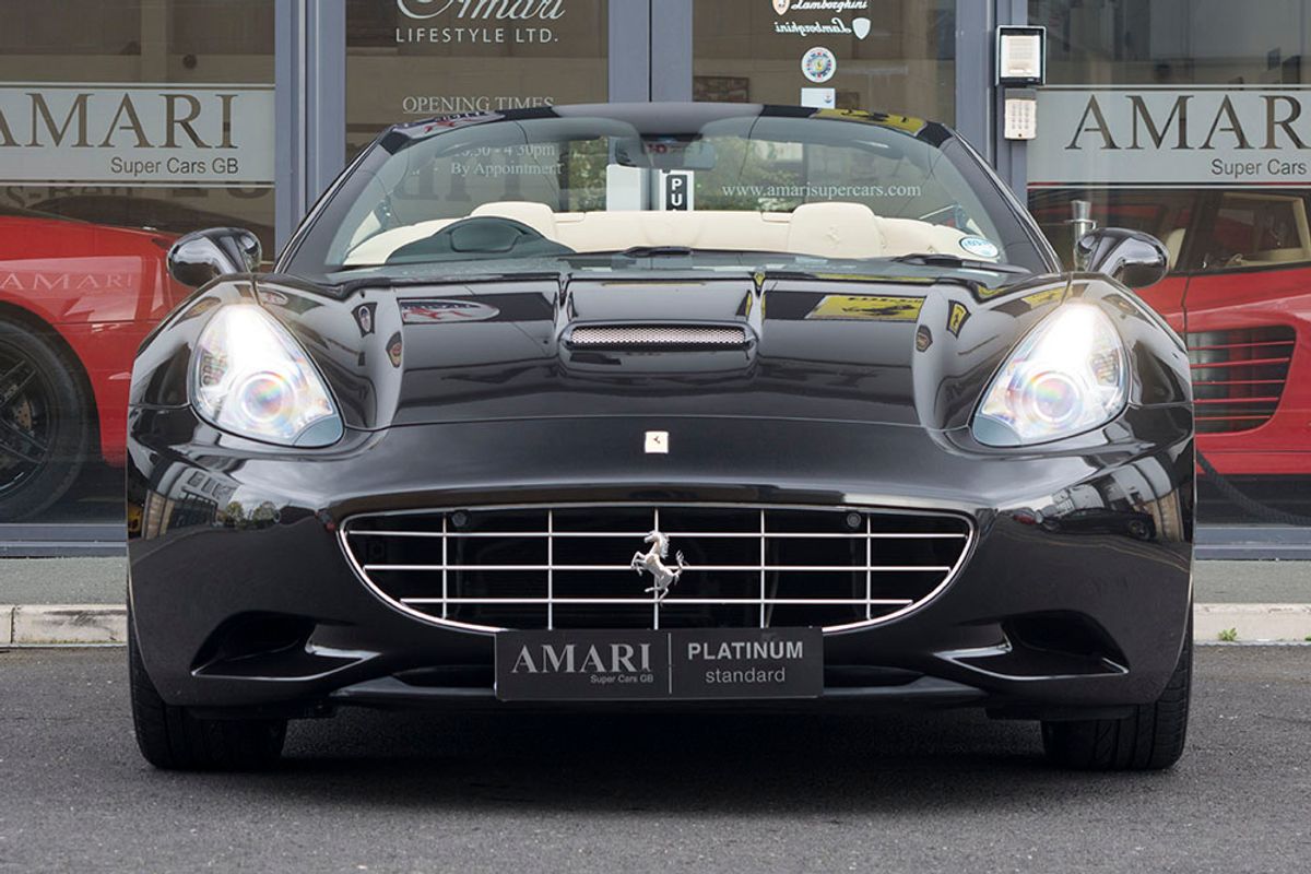 FERRARI California 30 Convertible