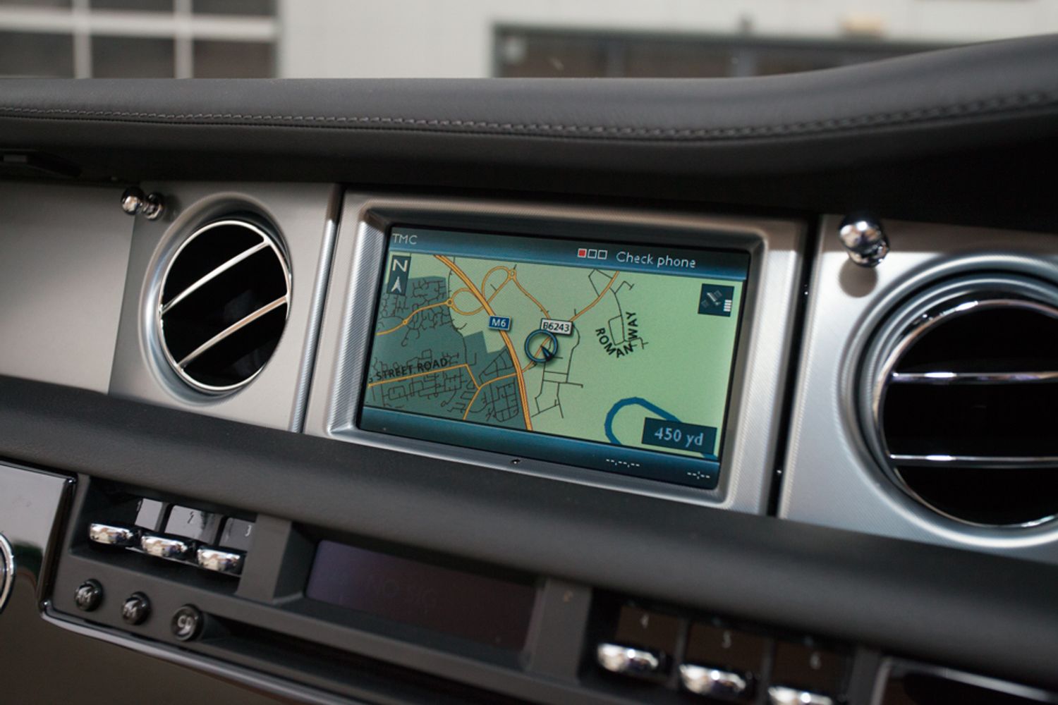 ROLLS-ROYCE PHANTOM DROPHEAD COUPE 2dr Auto