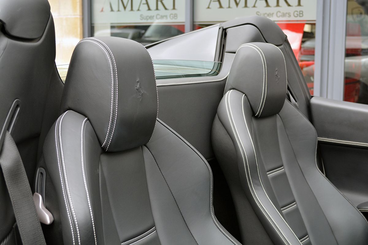 FERRARI 458 CONVERTIBLE Spider Auto