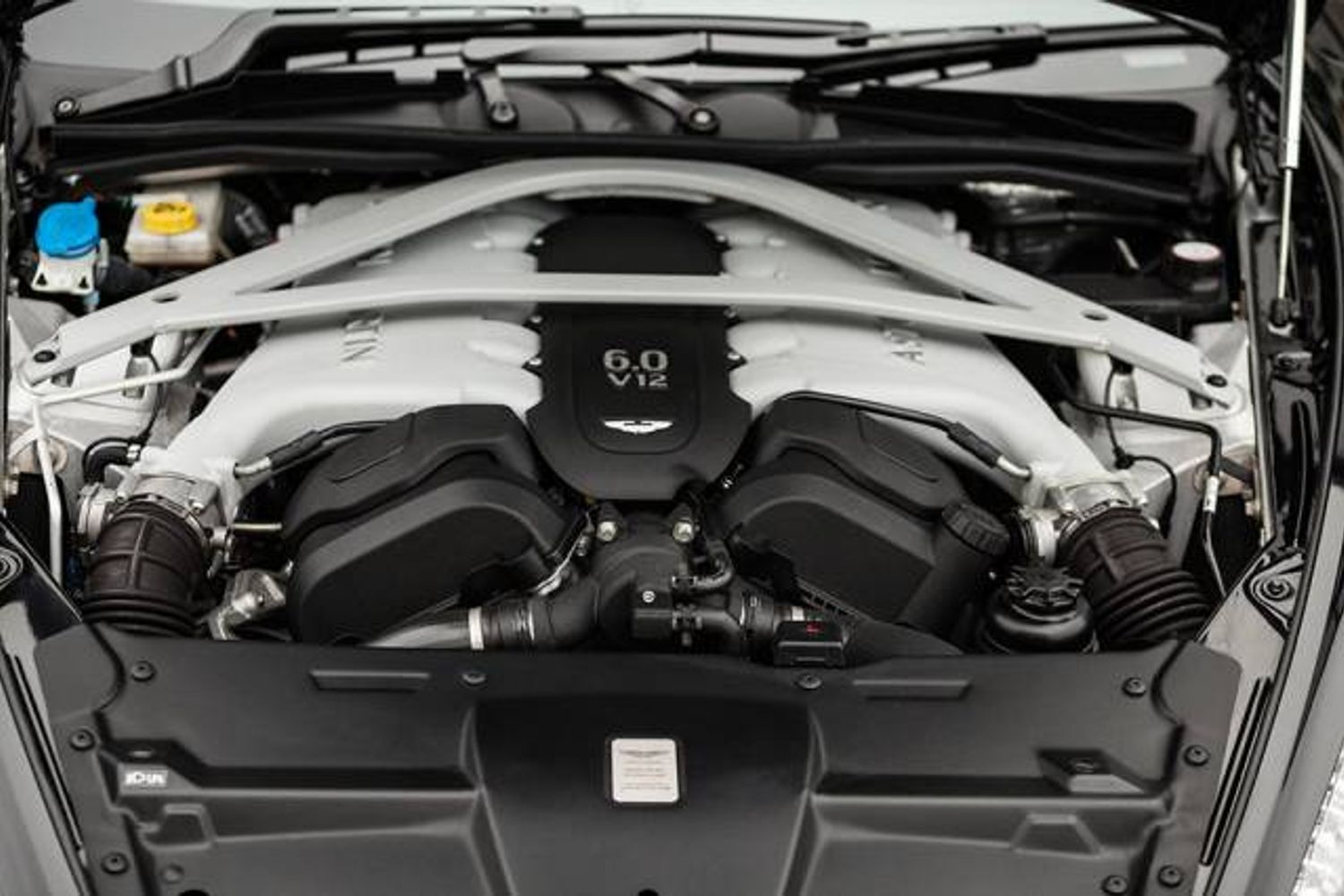 ASTON MARTIN DB9 COUPE V12 Touchtronic Auto