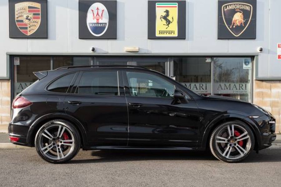 2013 PORSCHE CAYENNE ESTATE