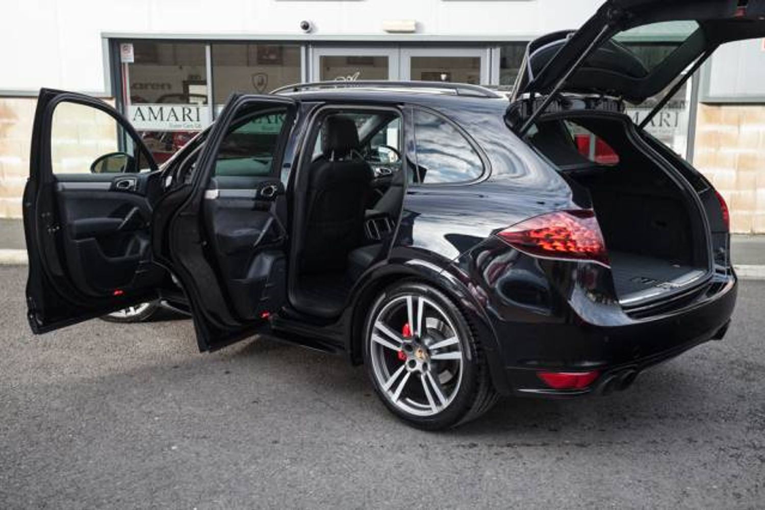 PORSCHE CAYENNE ESTATE GTS Tiptronic S