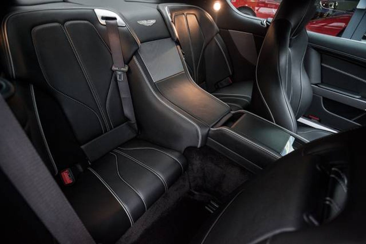 ASTON MARTIN DB9 COUPE V12 Touchtronic Auto