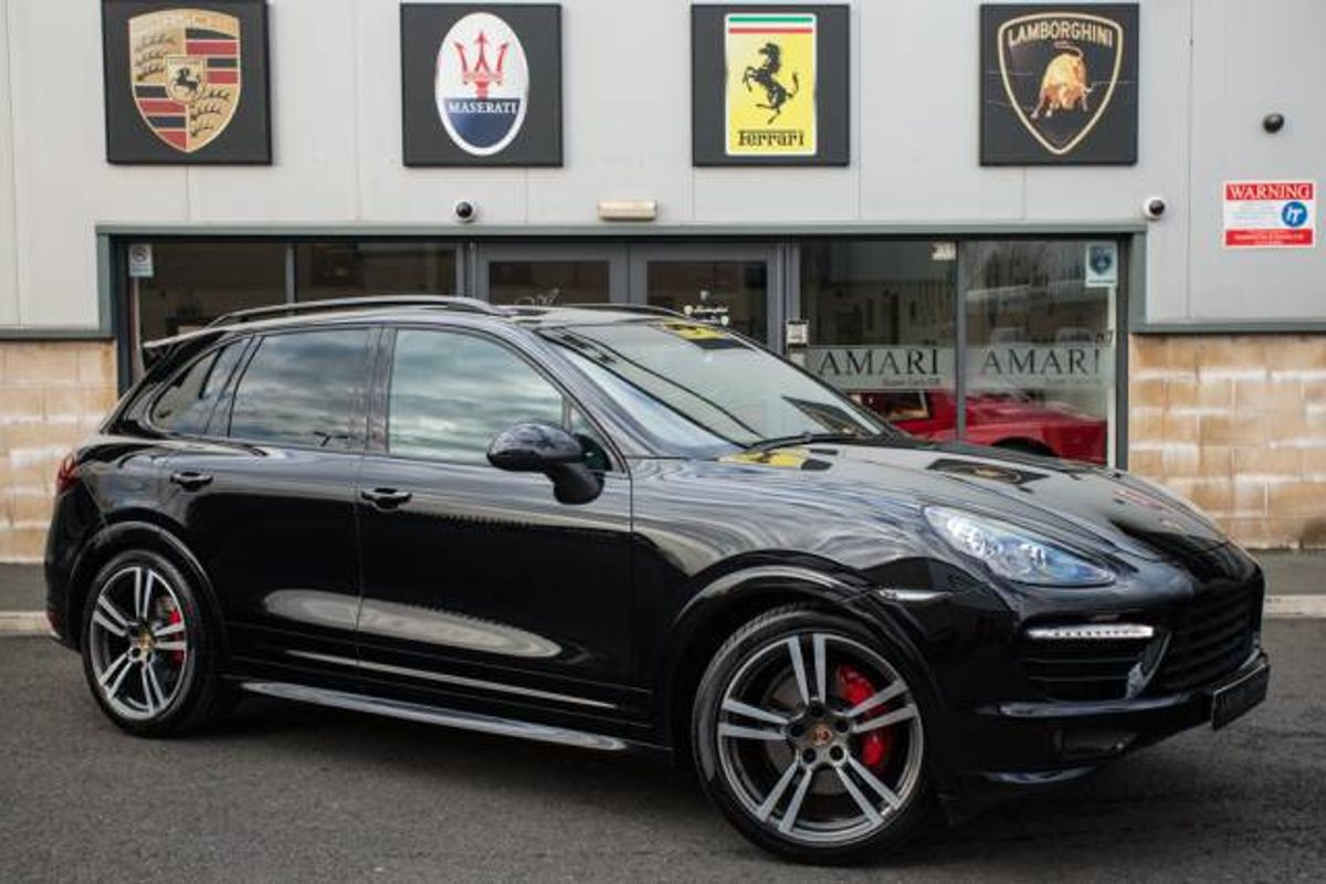PORSCHE CAYENNE ESTATE GTS Tiptronic S
