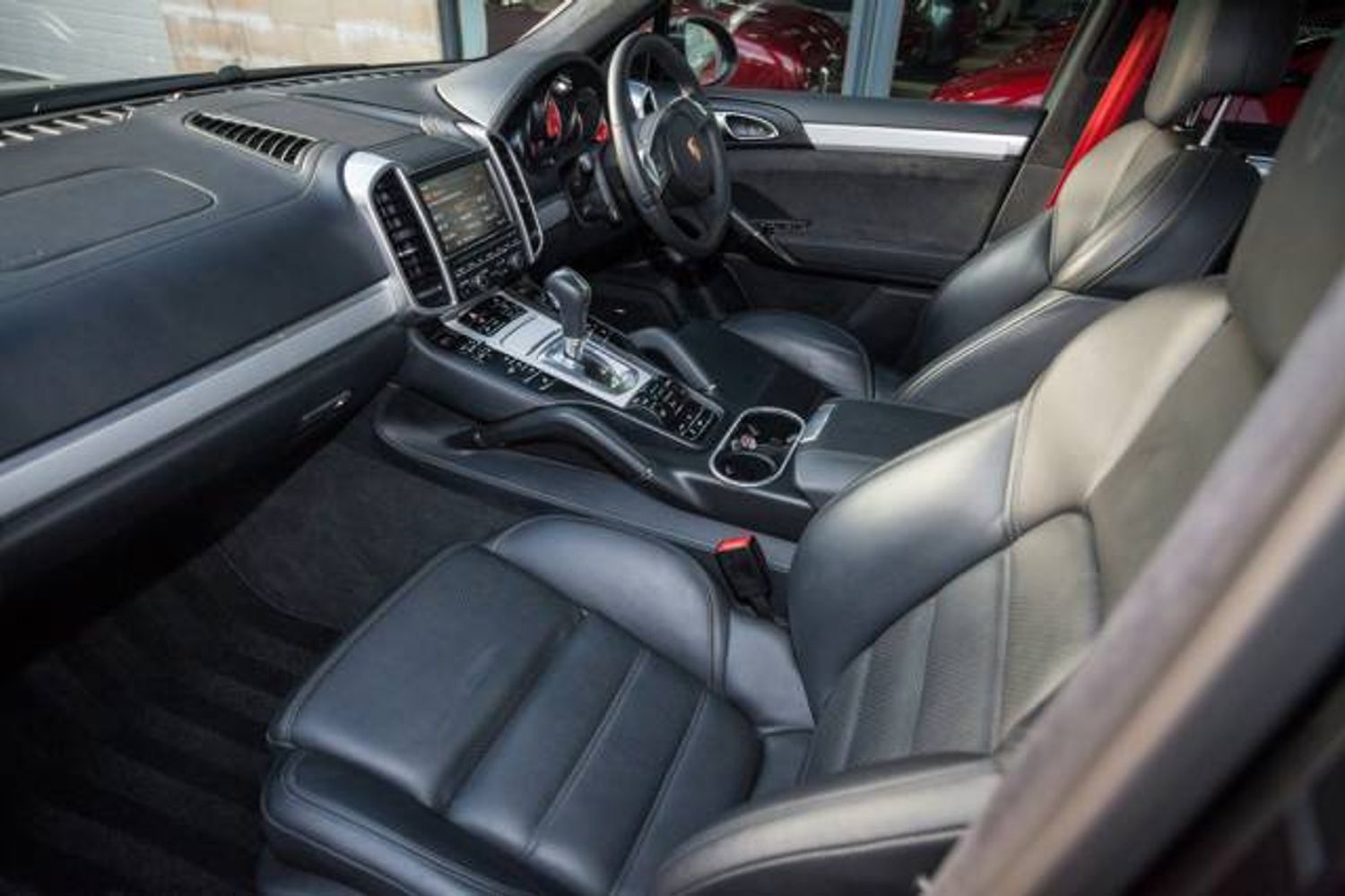 PORSCHE CAYENNE ESTATE GTS Tiptronic S