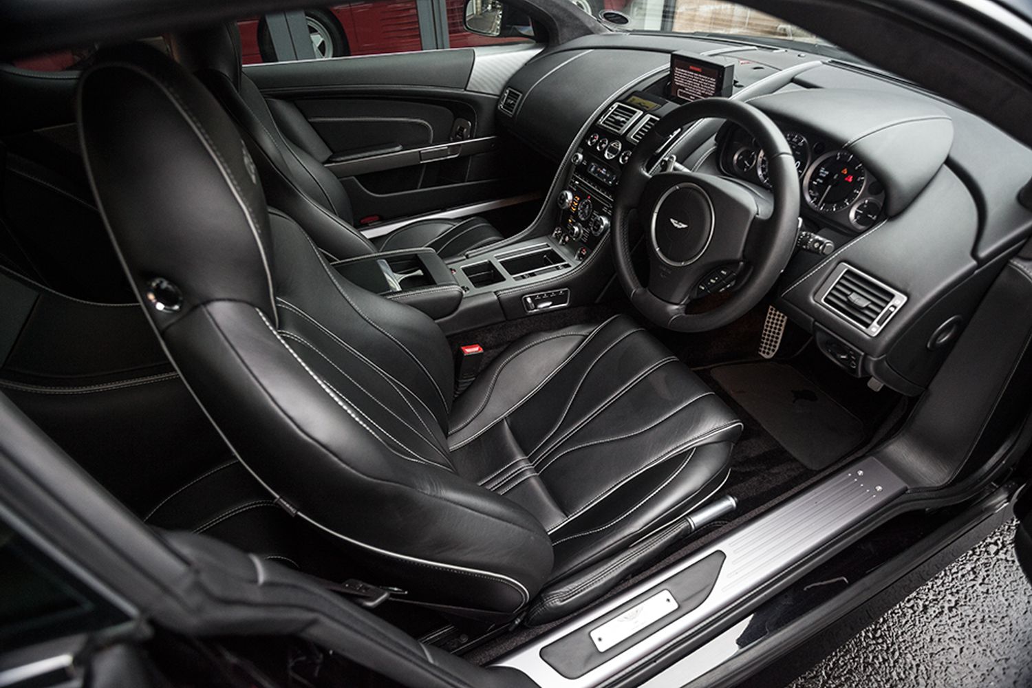 ASTON MARTIN DB9 COUPE V12 Touchtronic Auto