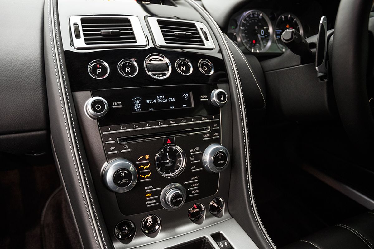 ASTON MARTIN DB9 COUPE V12 Touchtronic Auto