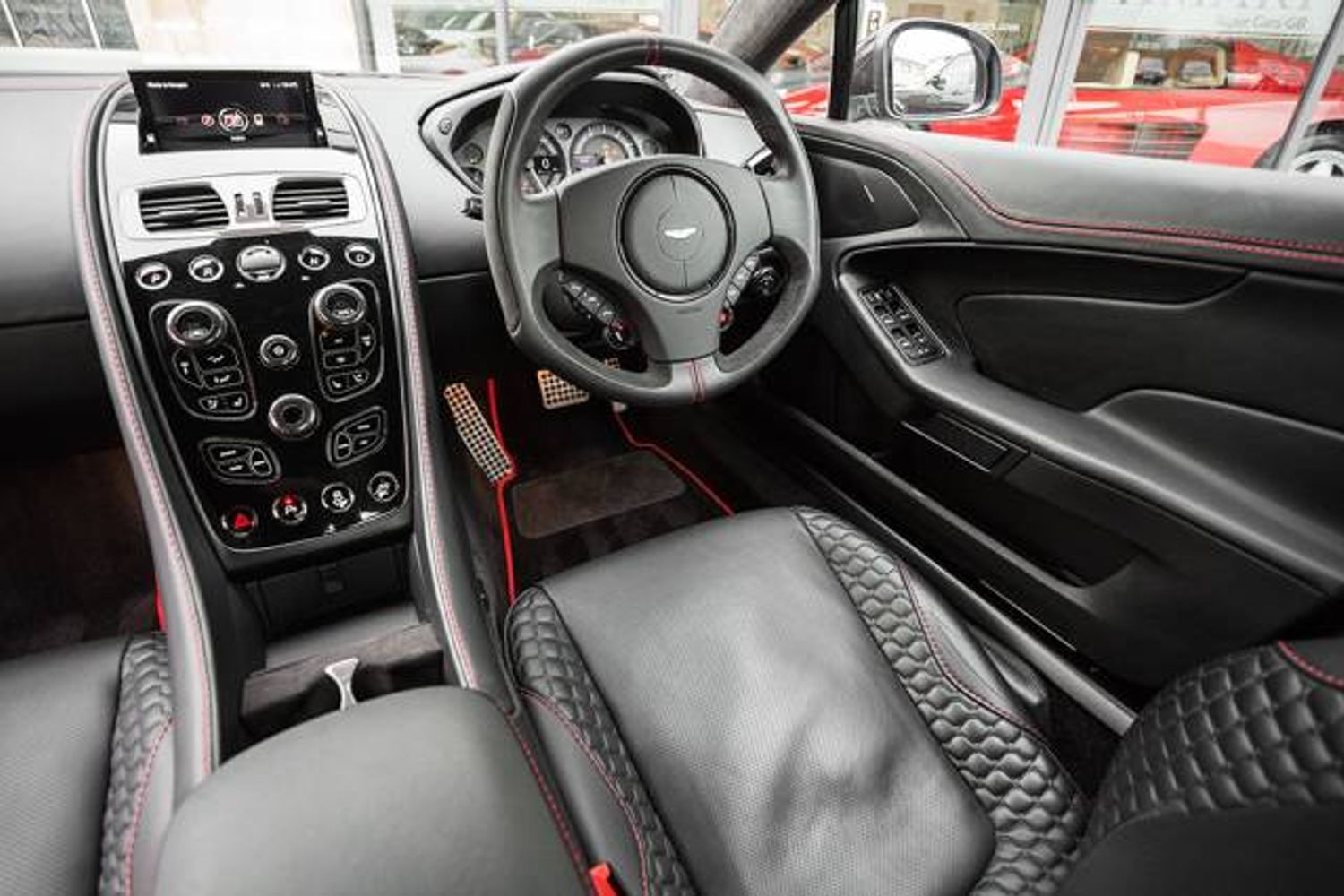 ASTON MARTIN VANQUISH COUPE V12 2+2 Touchtronic Auto