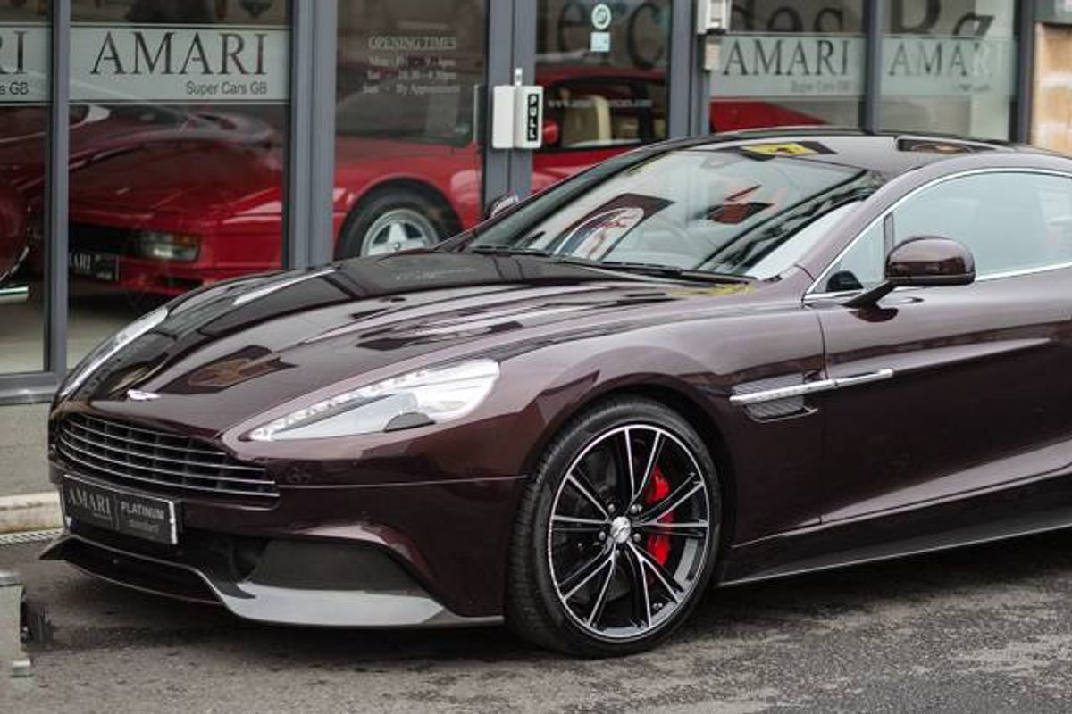 ASTON MARTIN VANQUISH COUPE V12 2+2 Touchtronic Auto