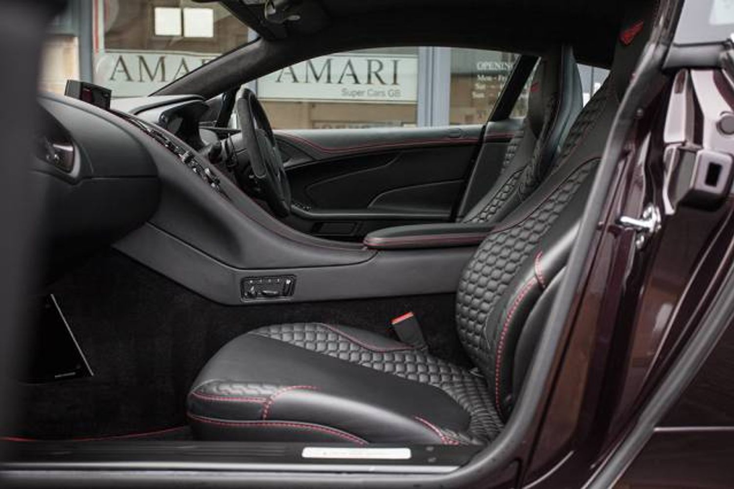 ASTON MARTIN VANQUISH COUPE V12 2+2 Touchtronic Auto