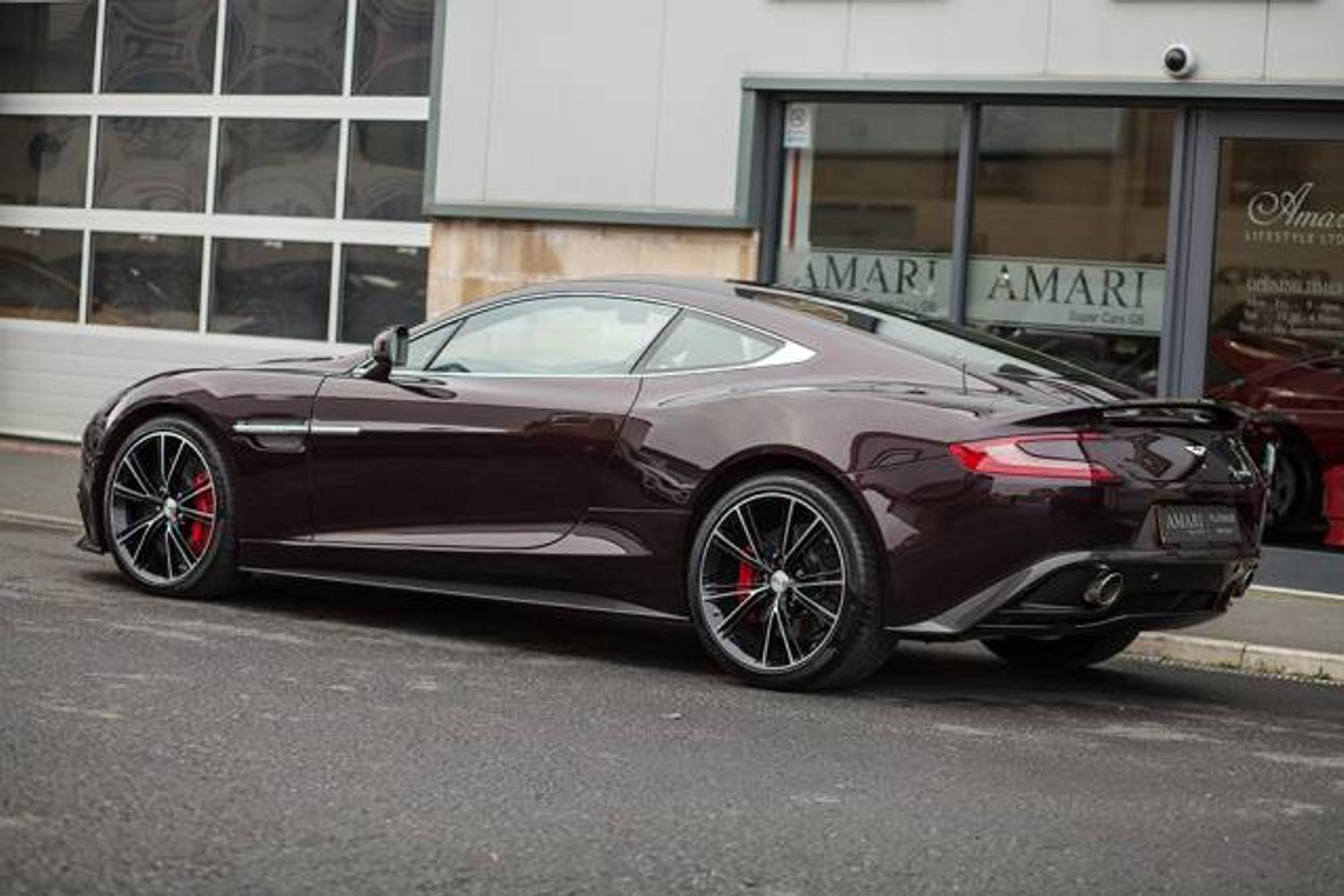 ASTON MARTIN VANQUISH COUPE V12 2+2 Touchtronic Auto