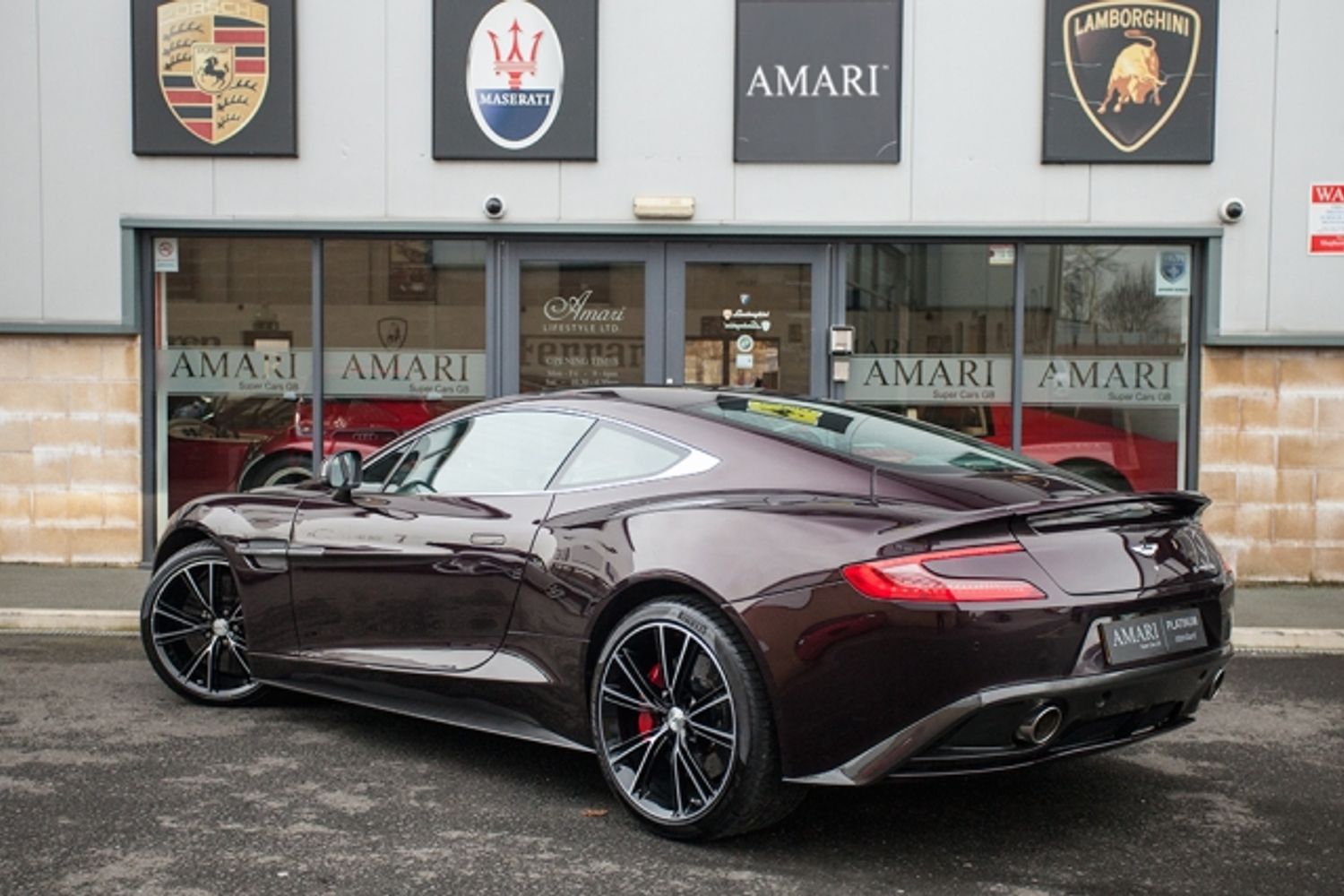 ASTON MARTIN VANQUISH COUPE V12 2+2 Touchtronic Auto