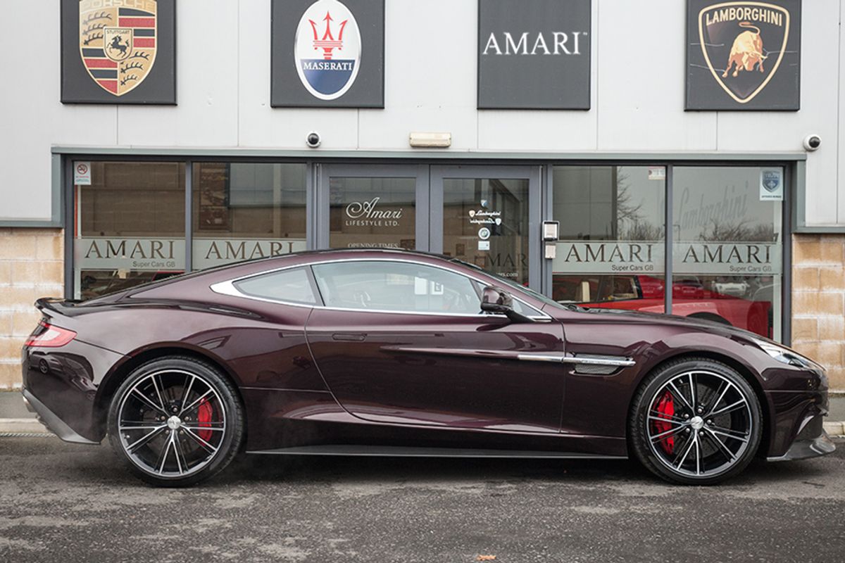 ASTON MARTIN VANQUISH COUPE V12 2+2 Touchtronic Auto