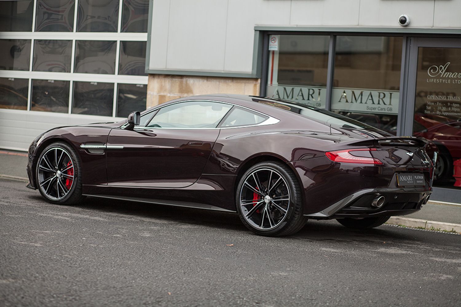 ASTON MARTIN VANQUISH COUPE V12 2+2 Touchtronic Auto