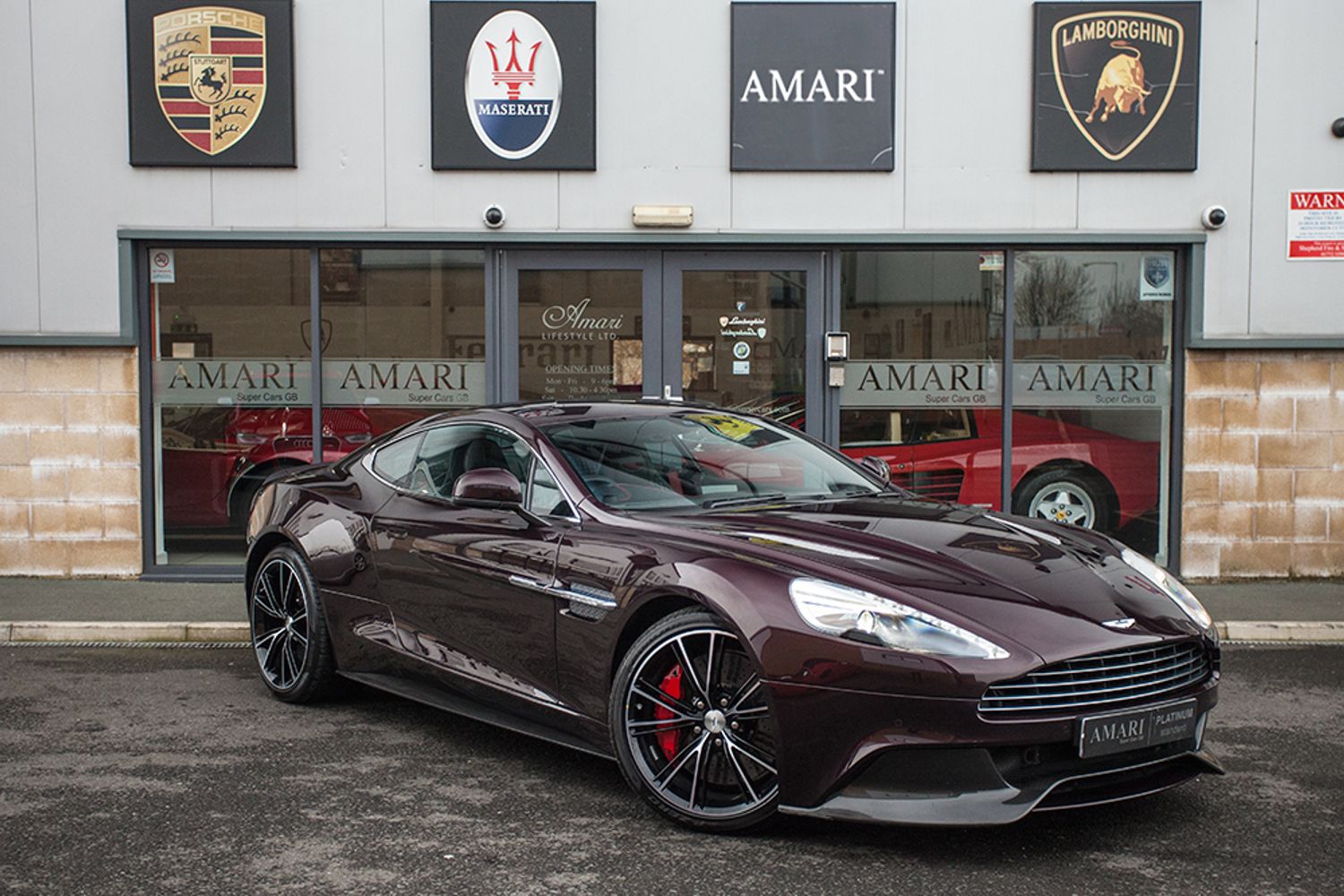 ASTON MARTIN VANQUISH COUPE V12 2+2 Touchtronic Auto
