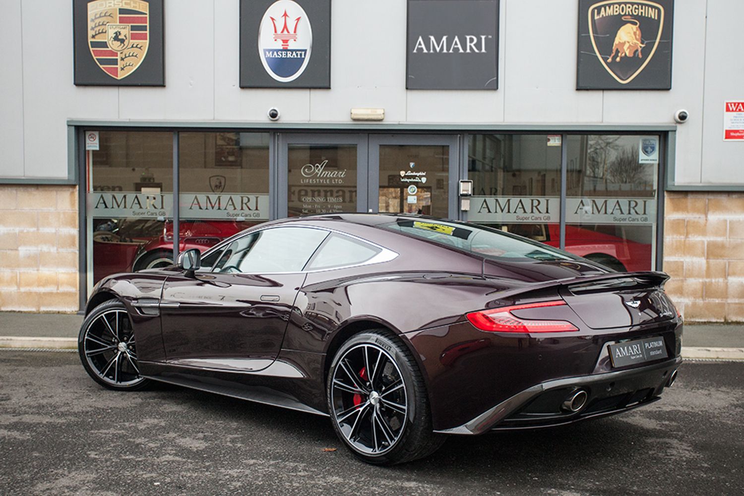 ASTON MARTIN VANQUISH COUPE V12 2+2 Touchtronic Auto