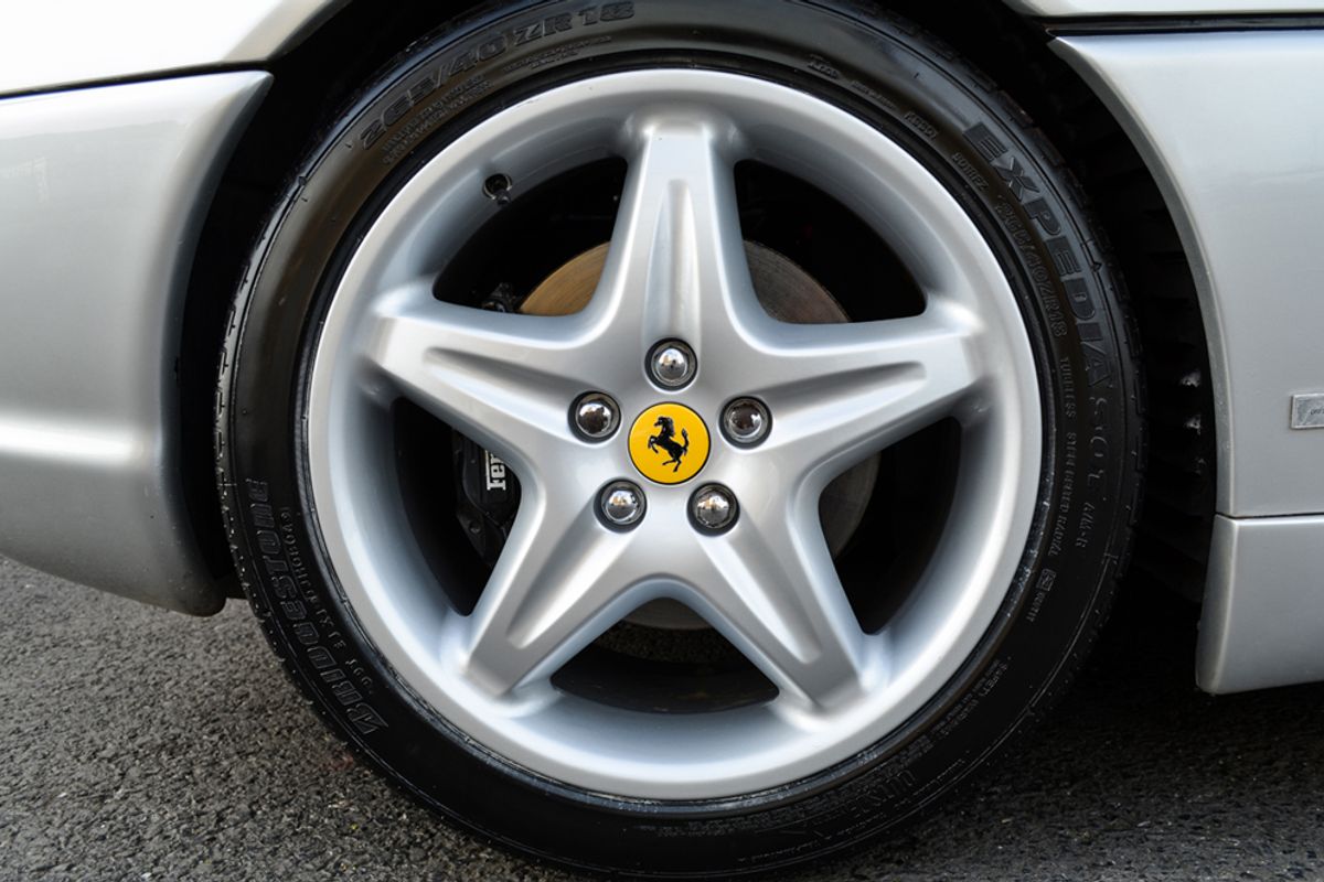 FERRARI F355 TARGA GTS F1