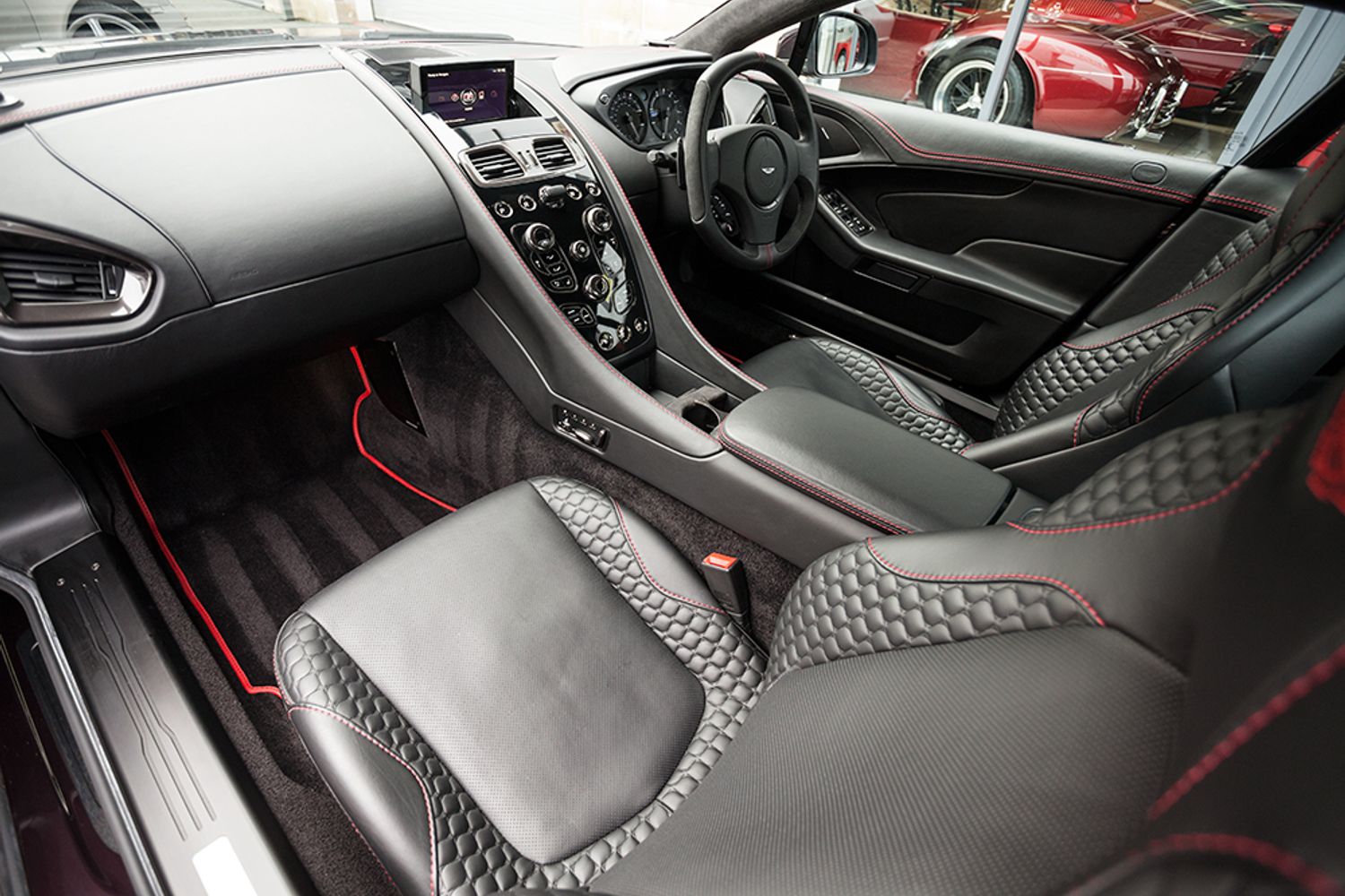 ASTON MARTIN VANQUISH COUPE V12 2+2 Touchtronic Auto