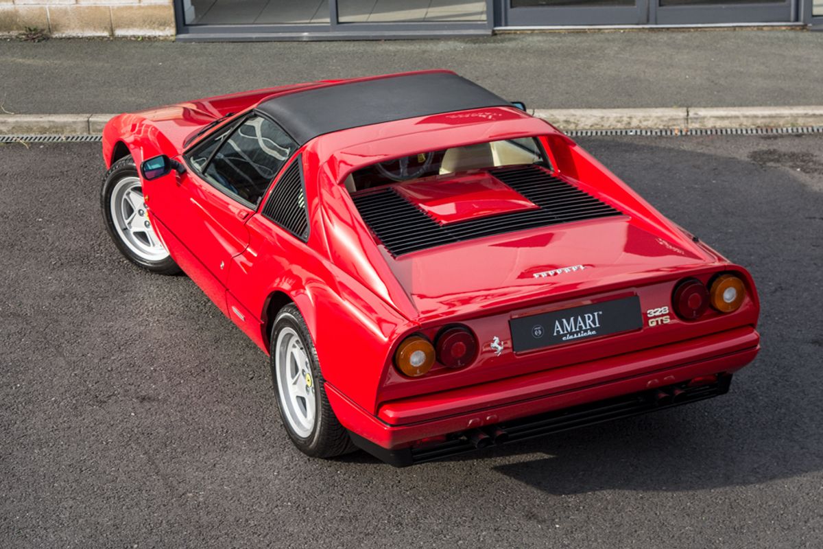 FERRARI 328 GTS