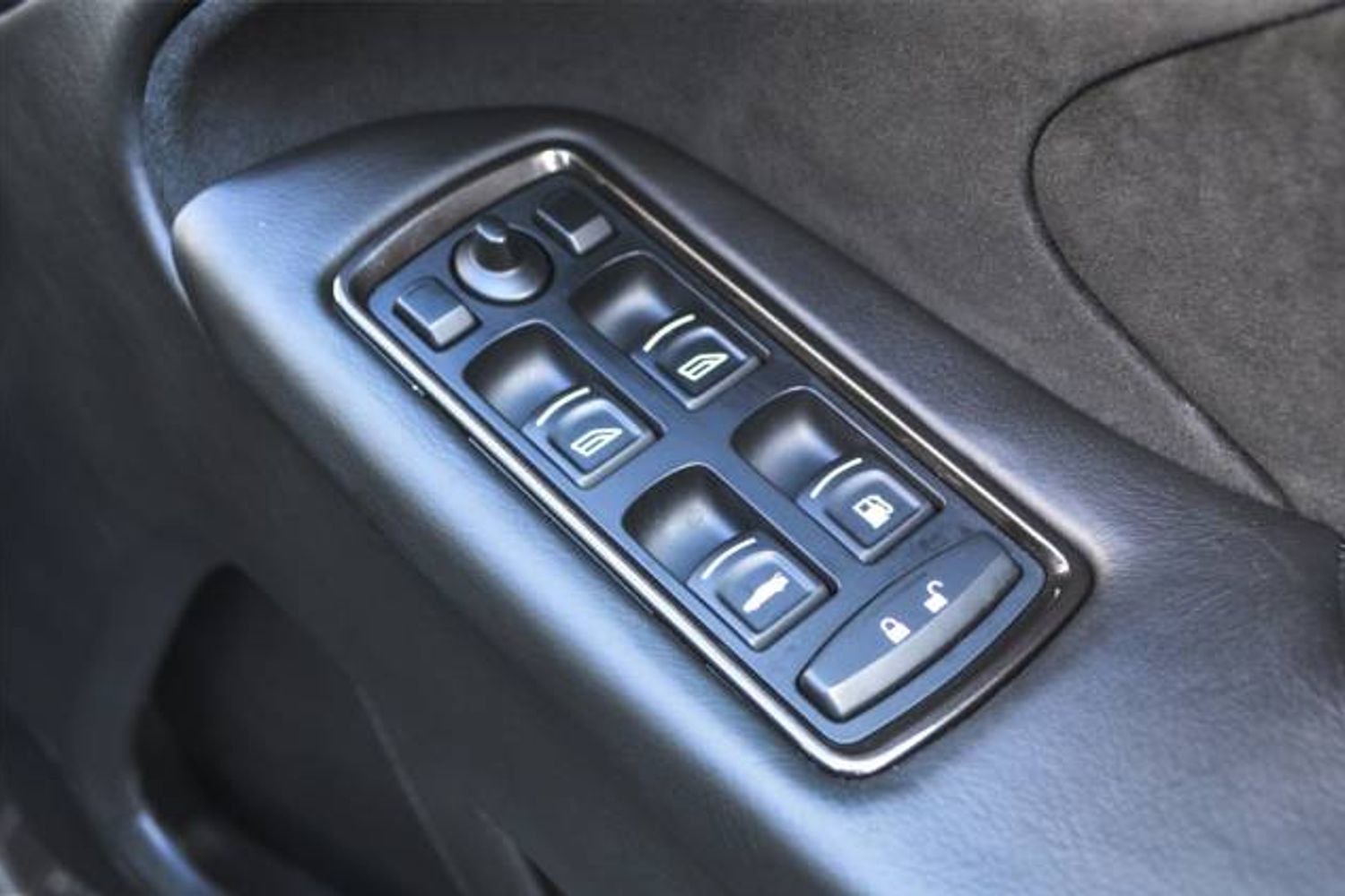 ASTON MARTIN VANQUISH COUPE V12 2+2 Touchtronic Auto