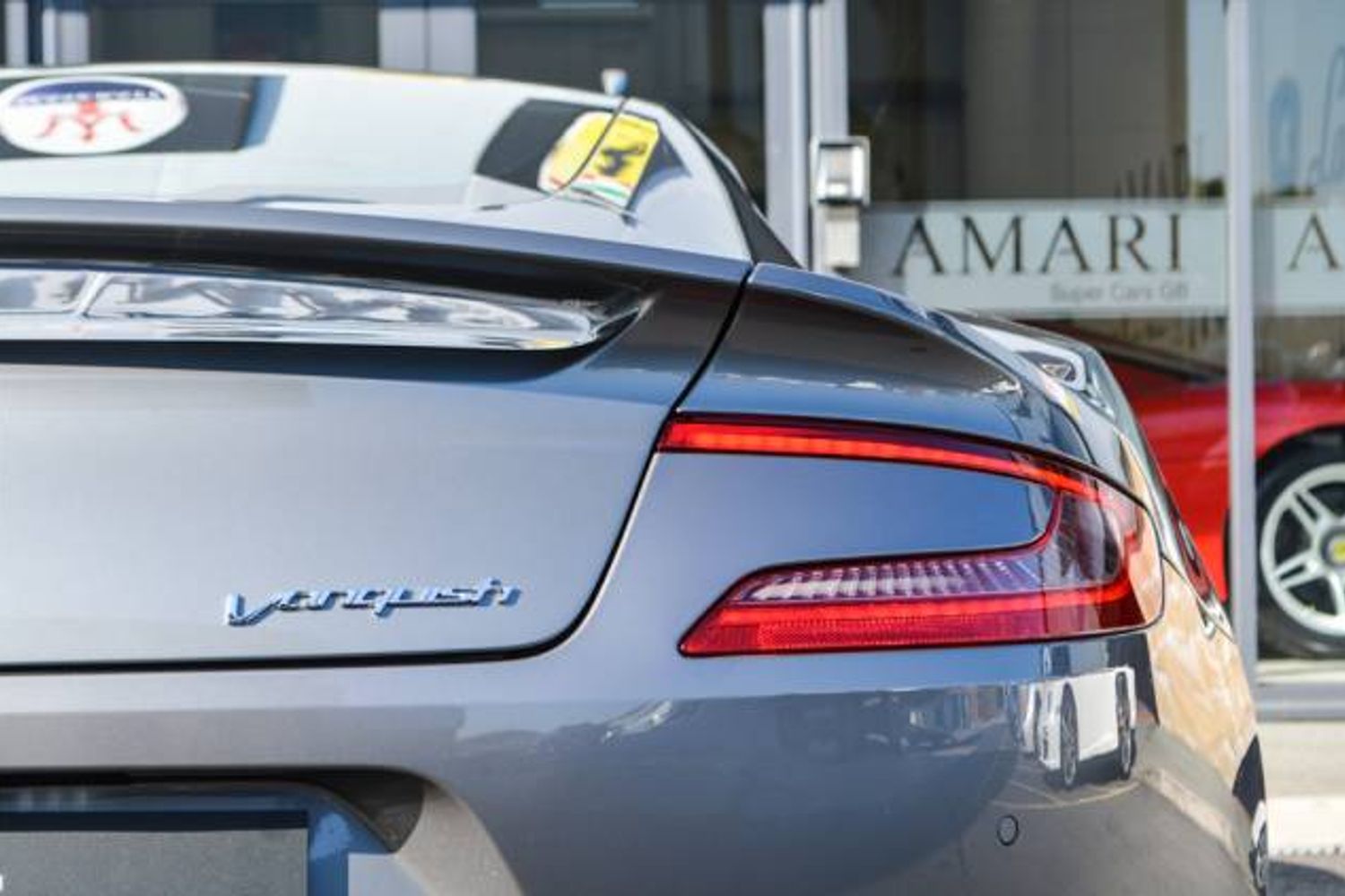 ASTON MARTIN VANQUISH COUPE V12 2+2 Touchtronic Auto