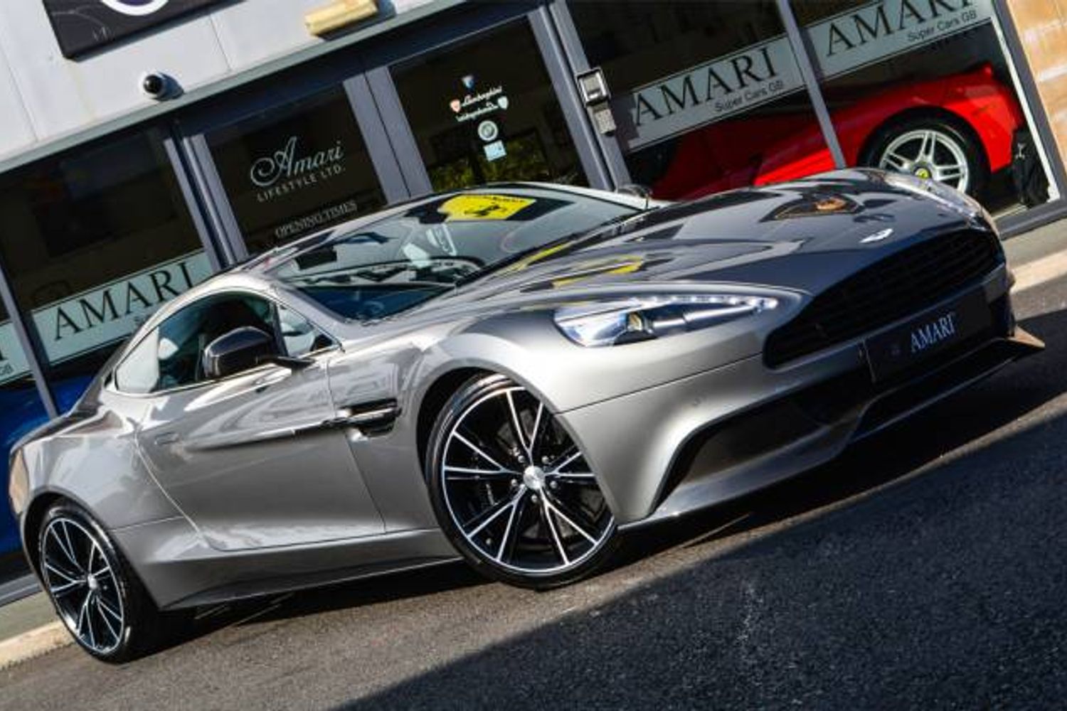 ASTON MARTIN VANQUISH COUPE V12 2+2 Touchtronic Auto