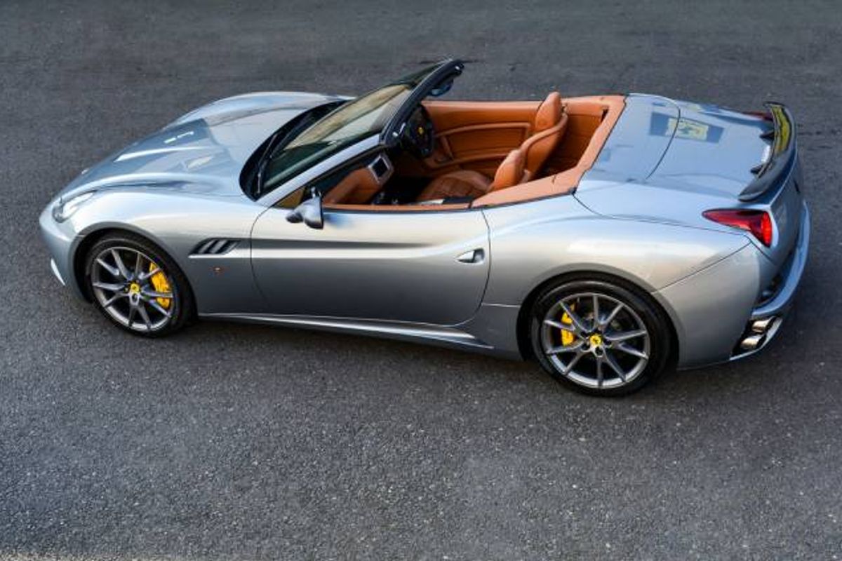 FERRARI CALIFORNIA CONVERTIBLE 2+ F1