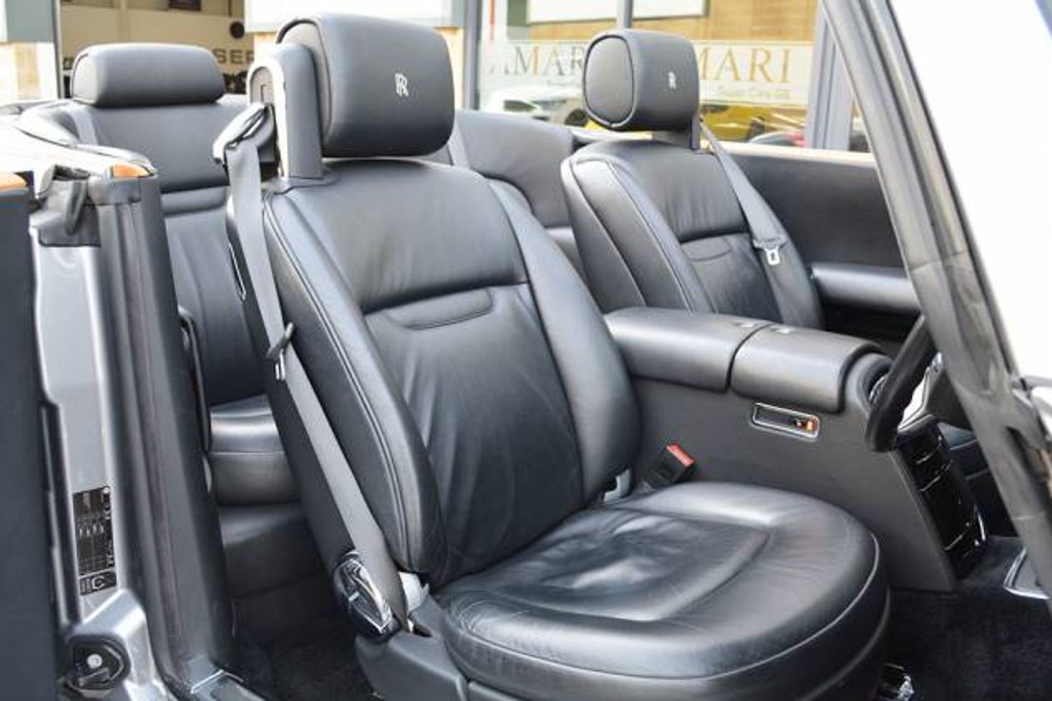 ROLLS-ROYCE PHANTOM DROPHEAD COUPE 2dr Auto