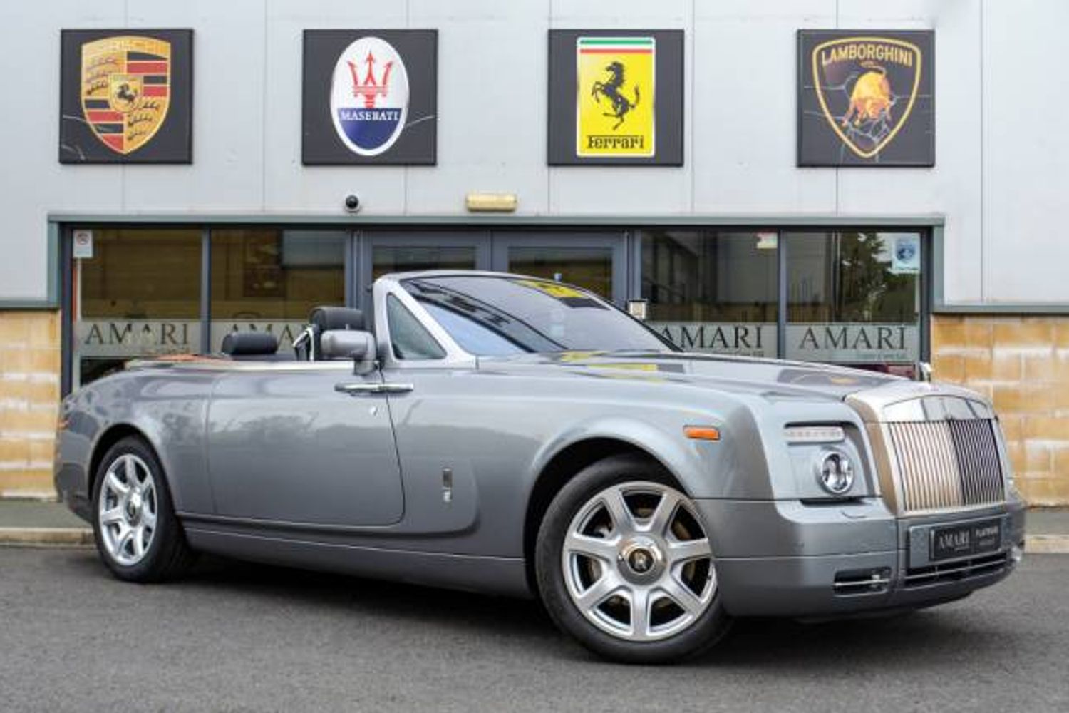 ROLLS-ROYCE PHANTOM DROPHEAD COUPE 2dr Auto