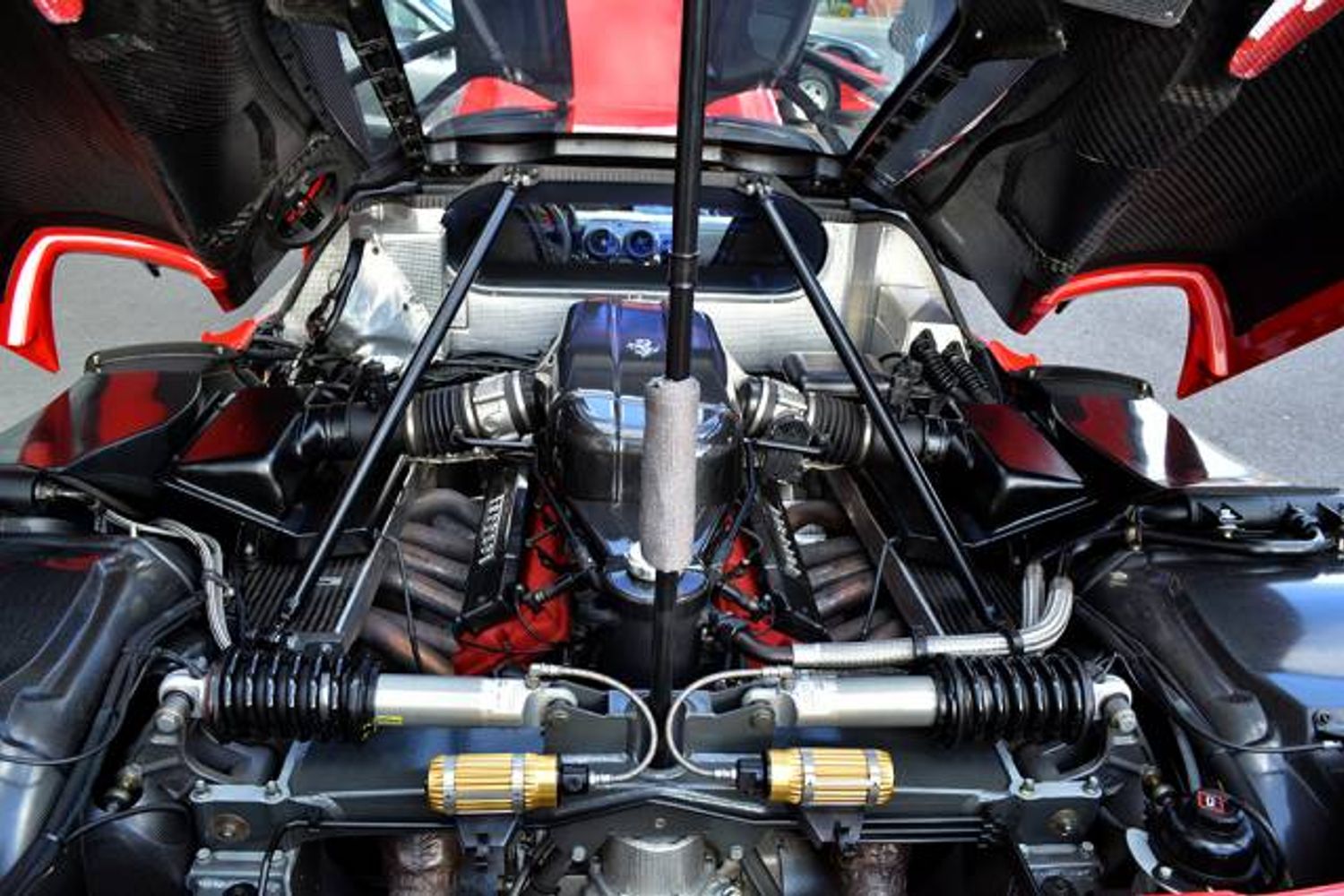 FERRARI ENZO COUPE 2dr