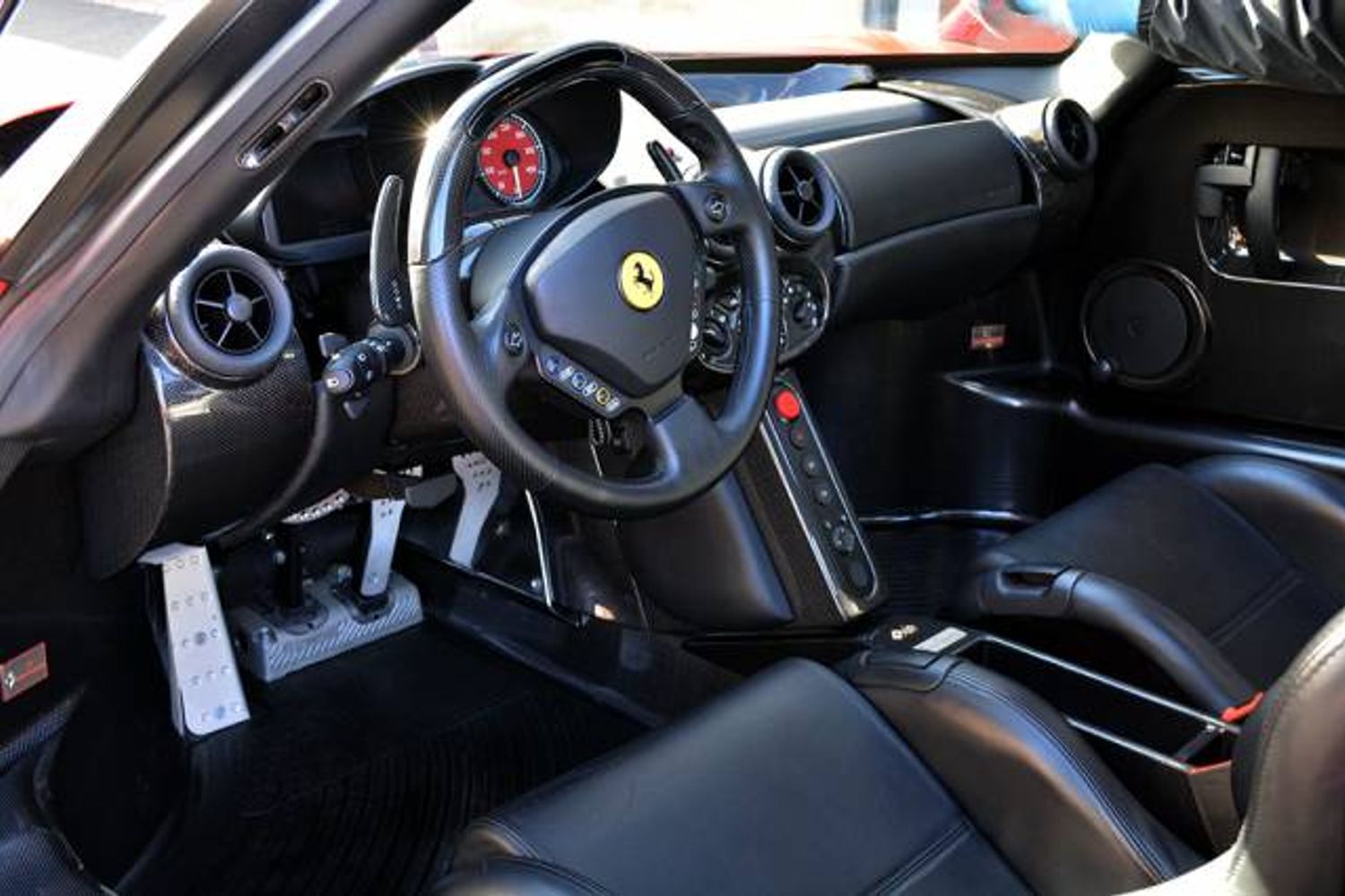 FERRARI ENZO COUPE 2dr