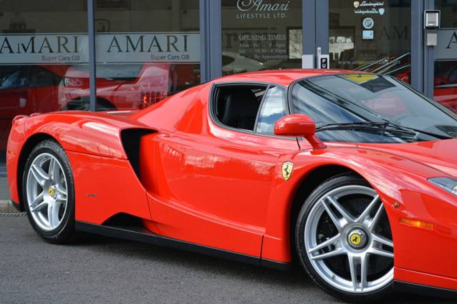 FERRARI ENZO COUPE 2dr