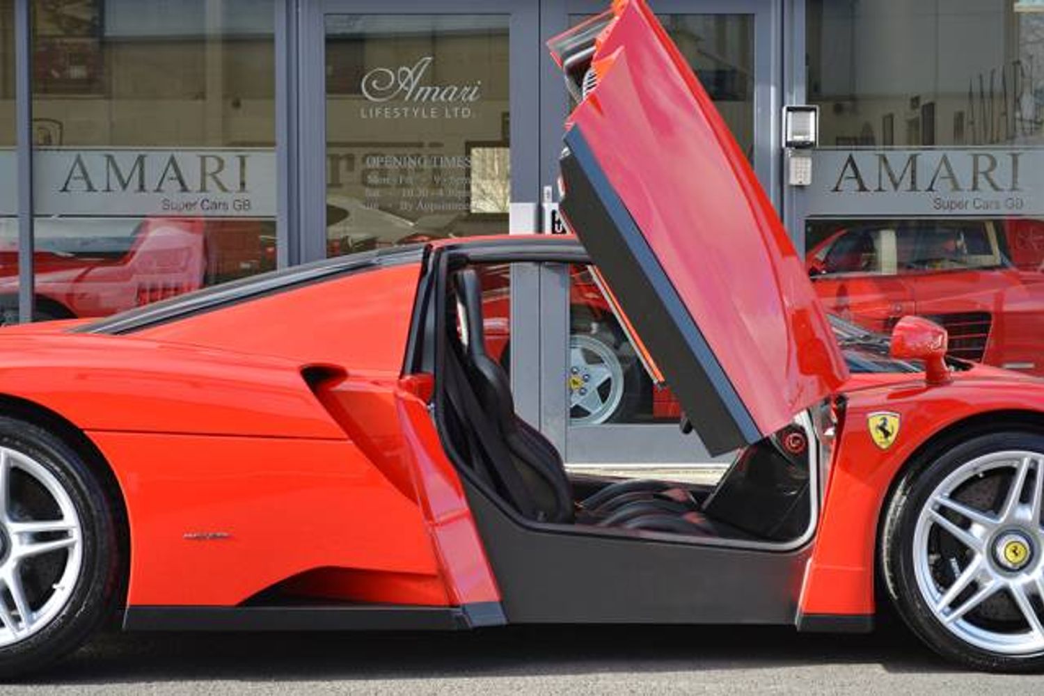 FERRARI ENZO COUPE 2dr
