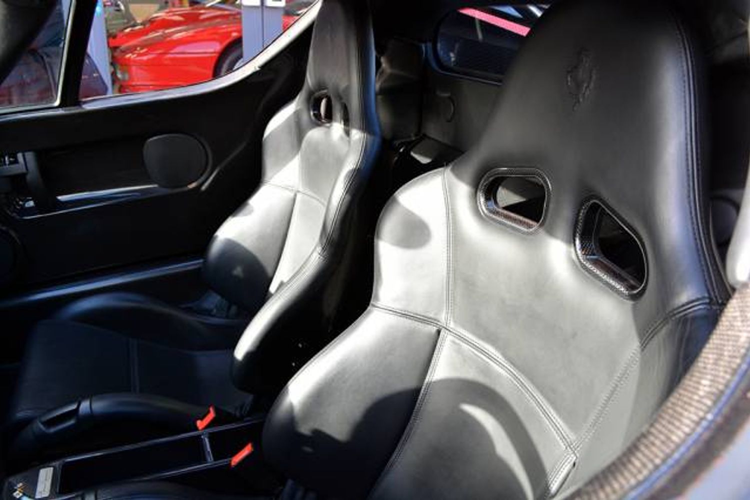 FERRARI ENZO COUPE 2dr